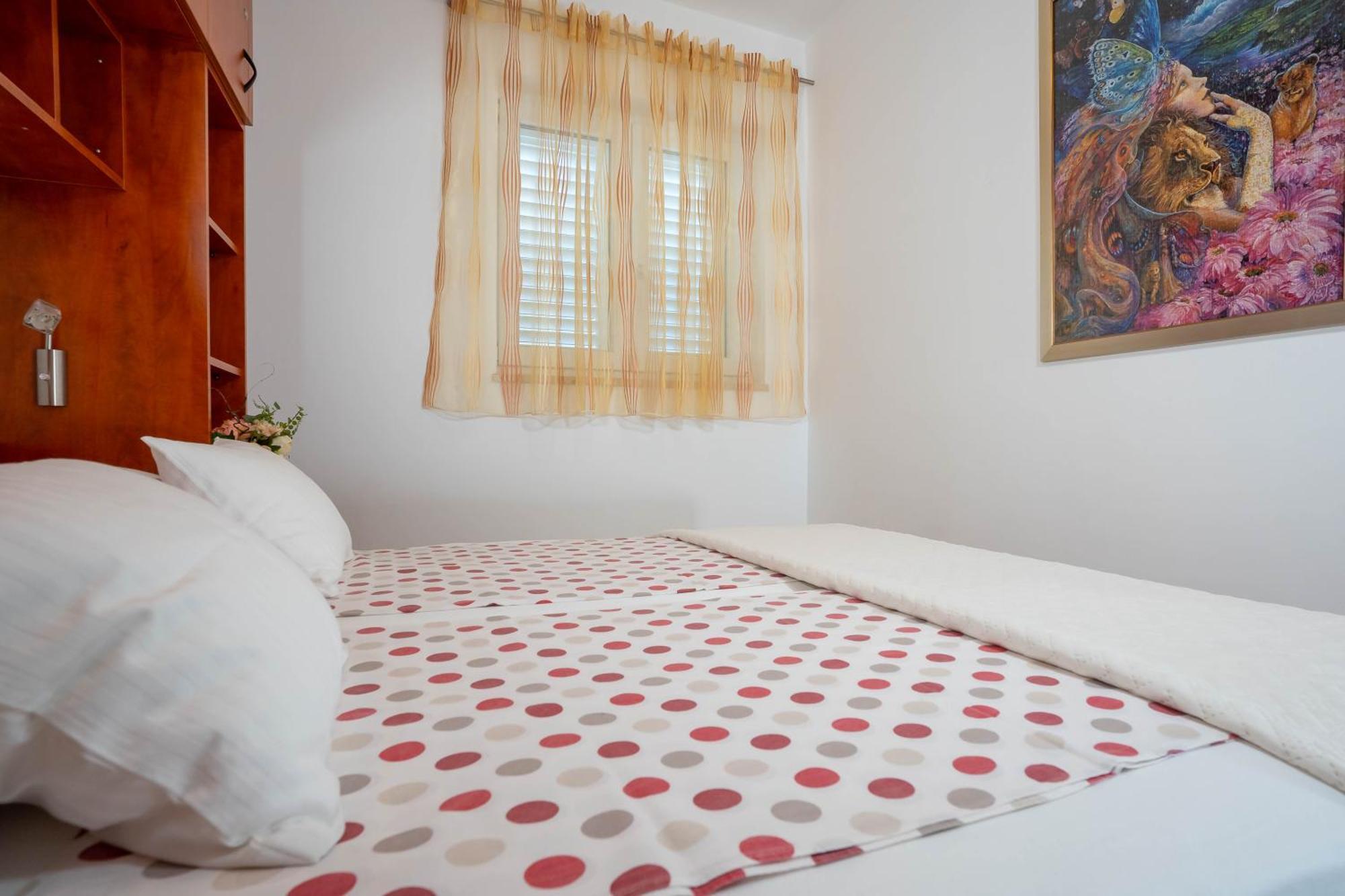 Apartments Angela Makarska Eksteriør billede